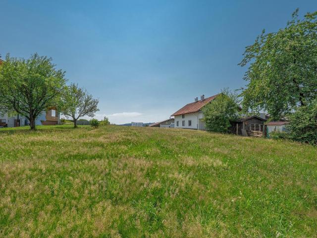 Erdgeschosswohnung mieten in Hinterschmiding, Bayern