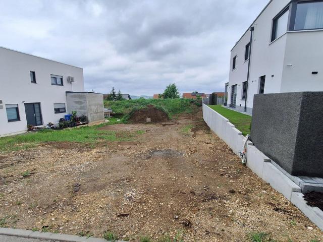 Erdgeschosswohnung mieten in Heubach, Baden-Württemberg