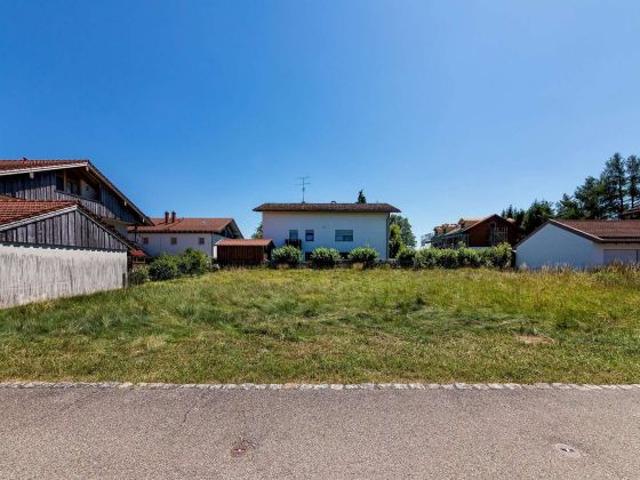 Erdgeschosswohnung kaufen in Otterfing, Bayern