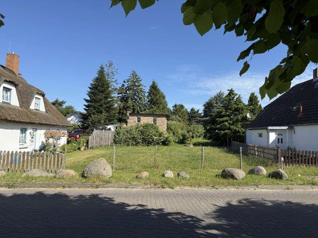 Erdgeschosswohnung kaufen in Breege, Vorpommern-Rügen