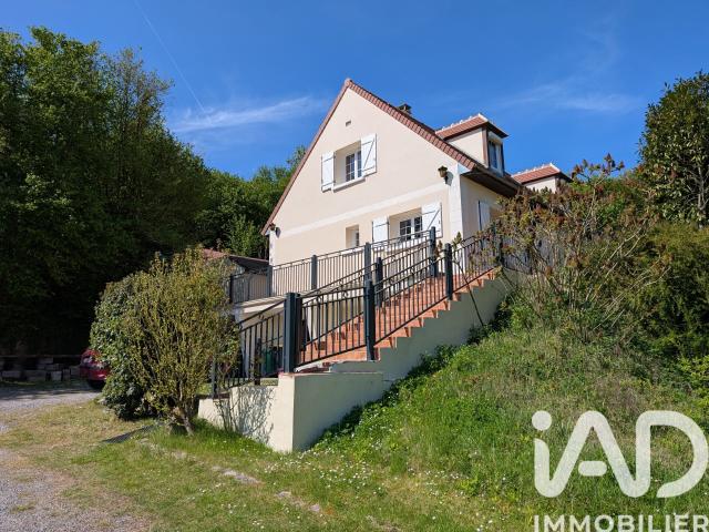 Maison vente à Compiègne, Monchy-humières