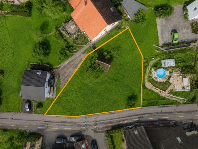 Grundstück kaufen in Hemmiken, Basel-Landschaft