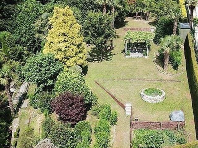 Grundstück kaufen in Pura, Tessin