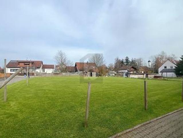 Erdgeschosswohnung mieten in Steindorf, Bayern