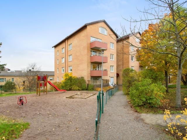 Bostadsrätt till salu i Botkyrka, Stockholm
