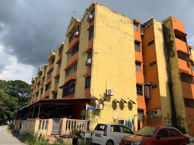Flat for sale in Selayang, Selangor