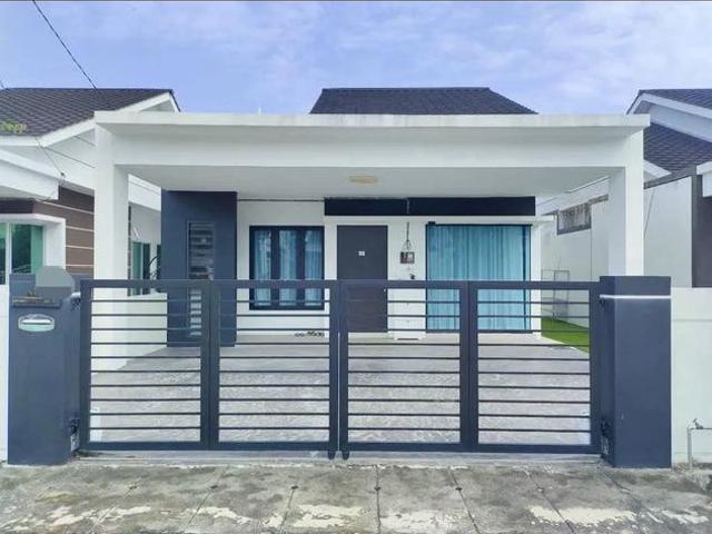 Bungalow for sale in Wellesley, Penang