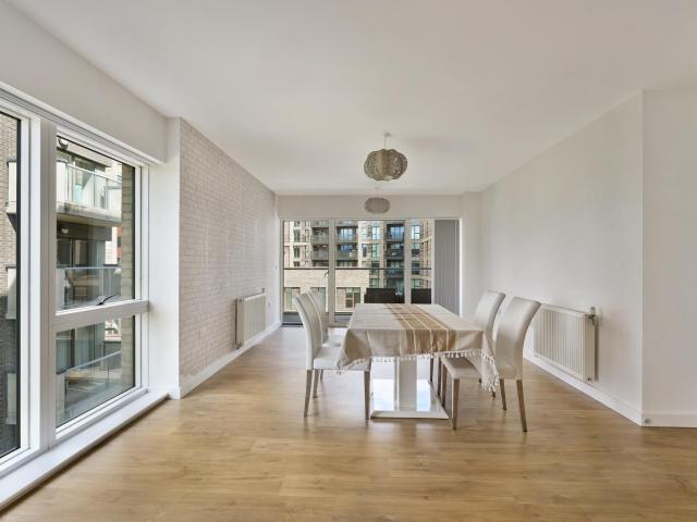 Apartment for rent in Reach, Greater London
