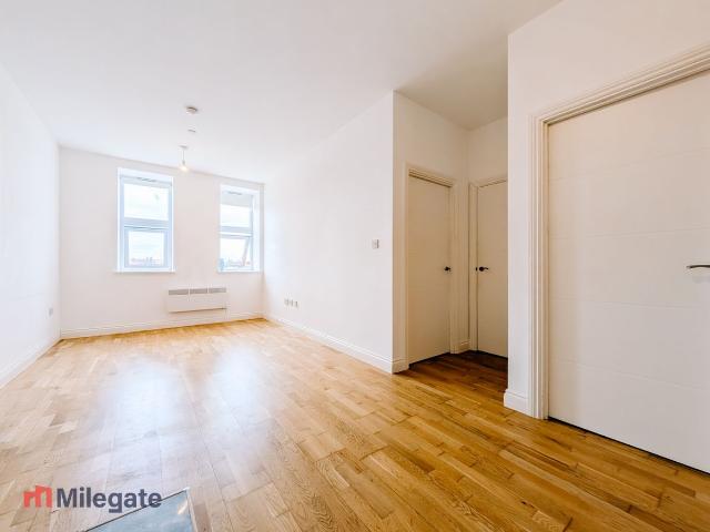 Apartment for rent in Alton Barnes, Essex