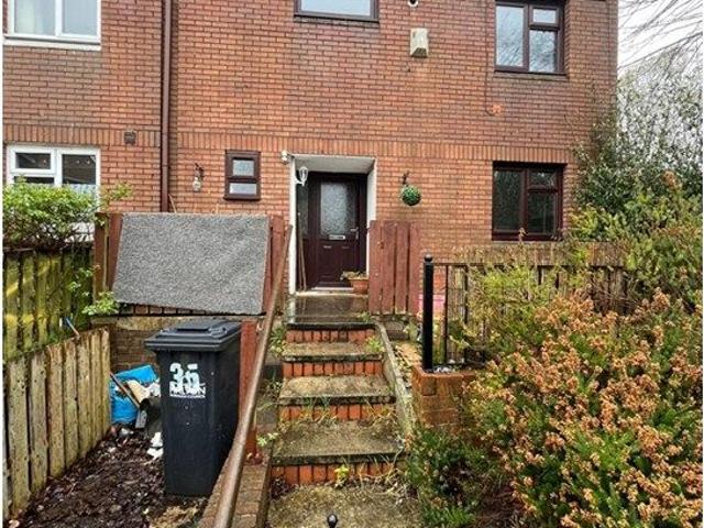 House for rent in Murdishaw, Halton