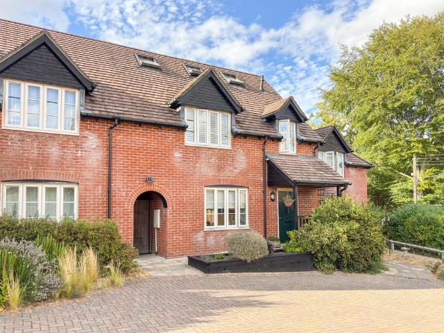 House for rent in Itchen, Hampshire