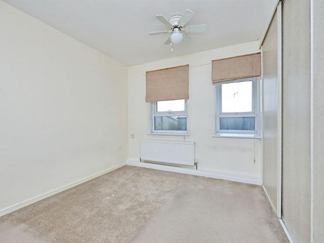 Apartment for rent in Lakenham, East Bank