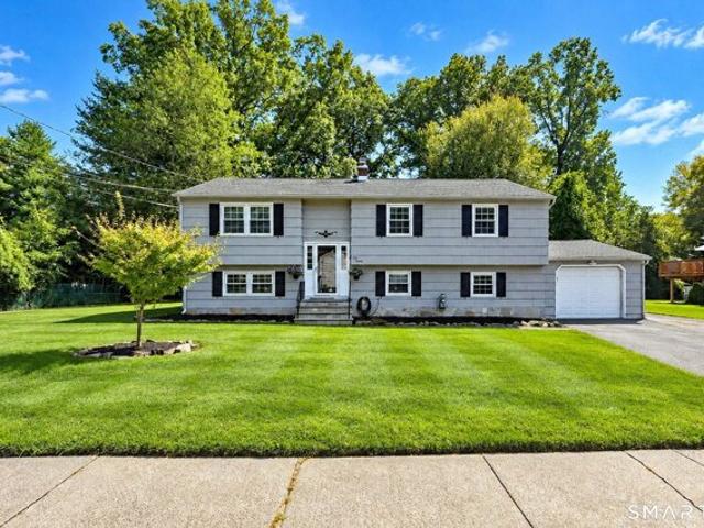 House for sale in Milford Lawns, Milford