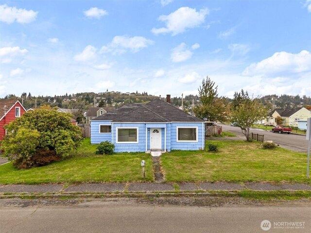 House for sale in Aberdeen, Washington