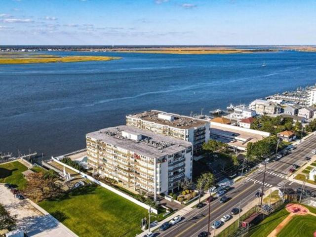 Condo for sale in Ocean City