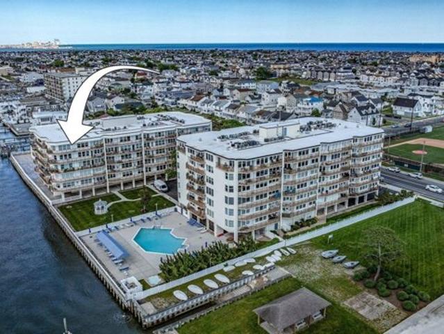 Condo for sale in Ocean City
