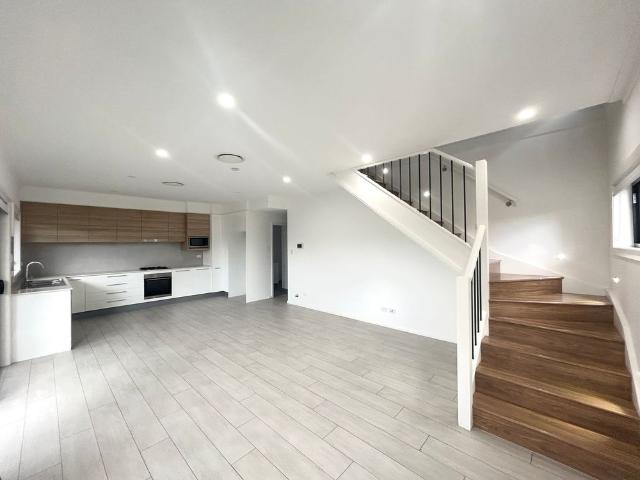 Townhouse for rent in Gosford, New South Wales