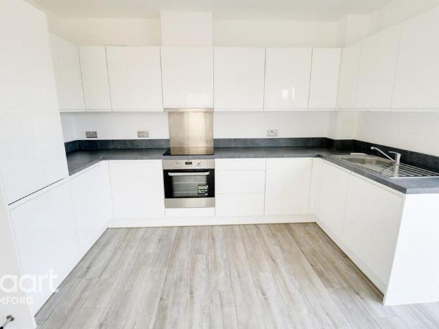 Apartment for rent in London Borough of Havering, Greater London