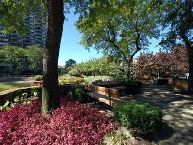 Condo for sale in Bayside