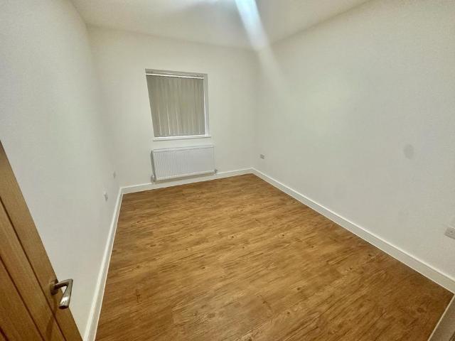 Apartment for rent in Hillhouse, Huddersfield