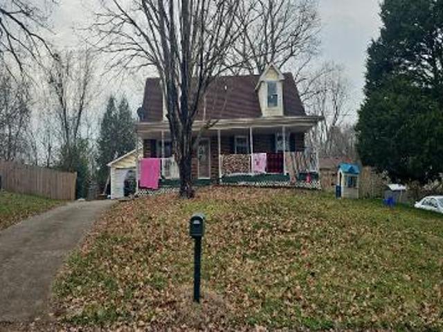 House for sale in Ranch Hill, Clarksville