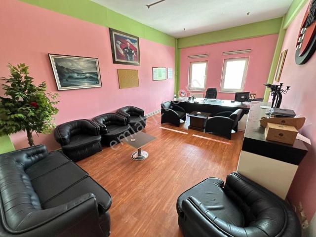 İzmit, Kocaeli içerisinde kiralık Dükkan