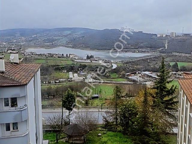 İzmit, Kocaeli içerisinde kiralık mülk