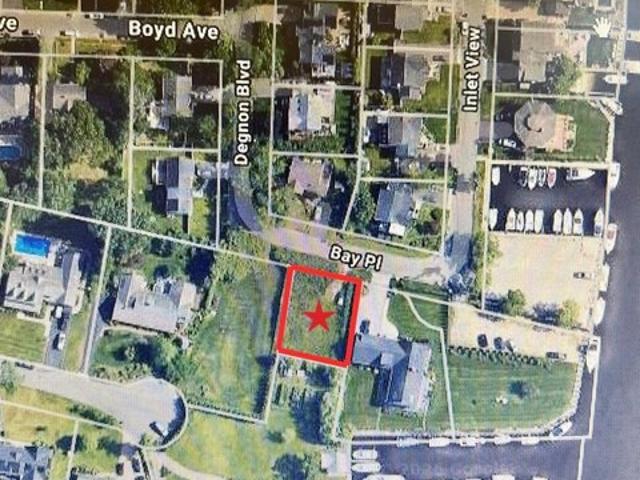 Land for sale in Bohemia, New York