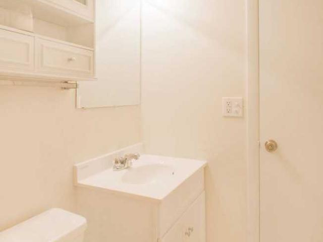 Apartment for rent in Hennepin, Minnesota