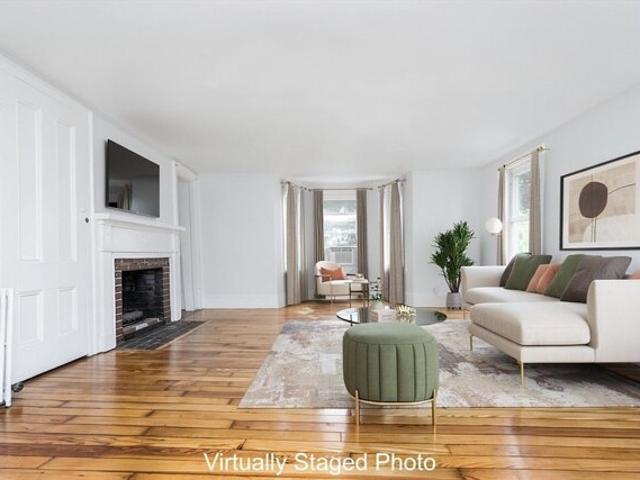 Condo for sale in South Hamilton, Massachusetts