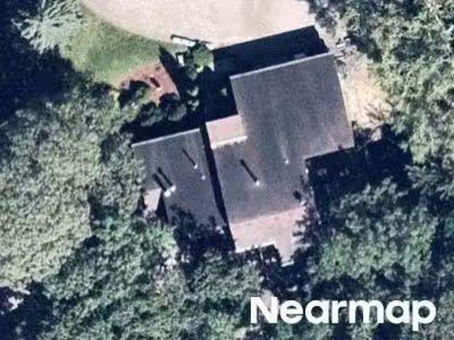 House for sale in Chanhassen