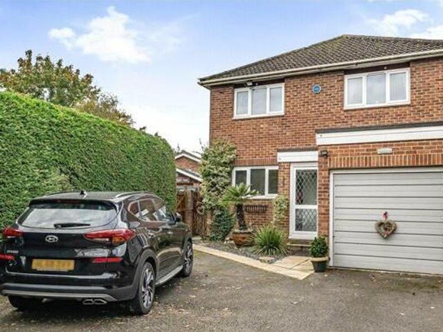 House for sale in Bracknell