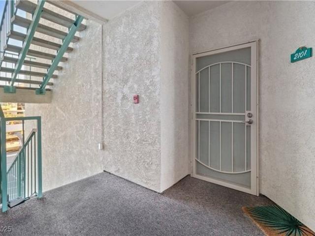 Condo for sale in Laughlin, Nevada