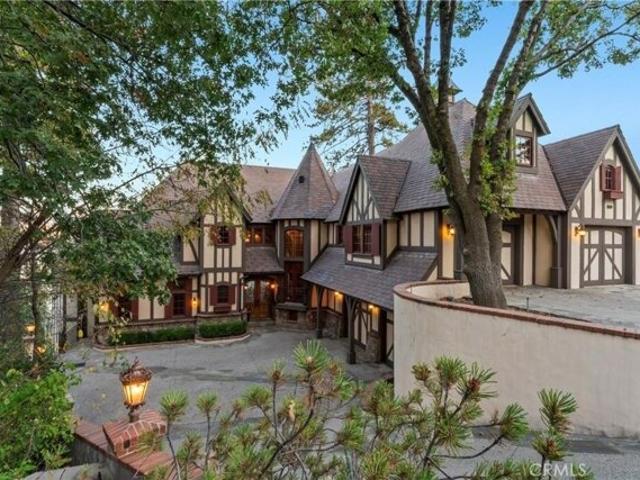 House for sale in Cedar Glen, California