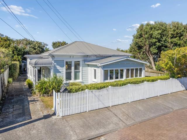 House for rent in Days Bay, Wellington