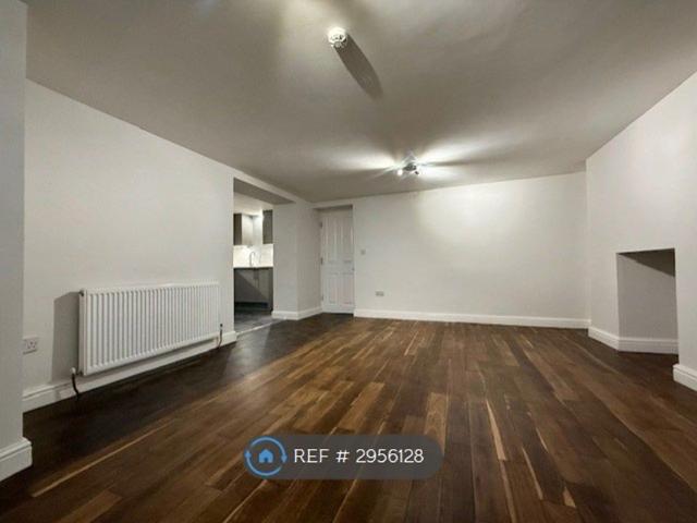 Apartment for rent in Colwyn Bay, Wales