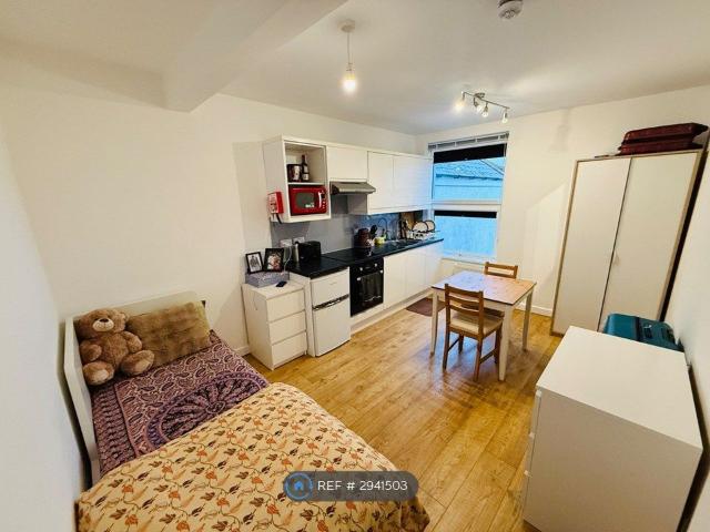 Room for rent in Newquay, Cornwall