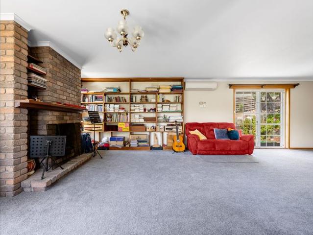 House for rent in Binalong Bay, Tasmania