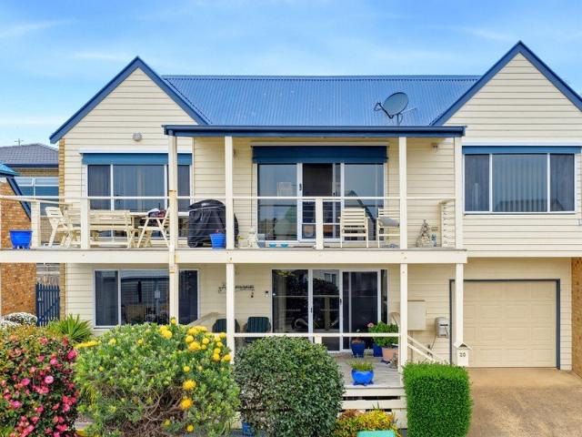 Apartment for sale in San Remo, Bass Coast Shire