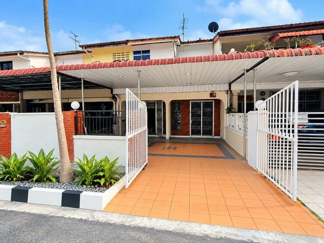 Terraced House for sale in Barat Daya, George Town