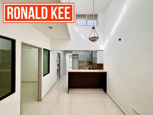 Terraced House for sale in Barat Daya, George Town