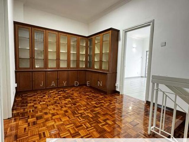 House for sale in Petaling, Subang Jaya