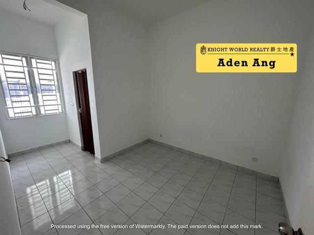 Terraced House for sale in Georgetown, Penang