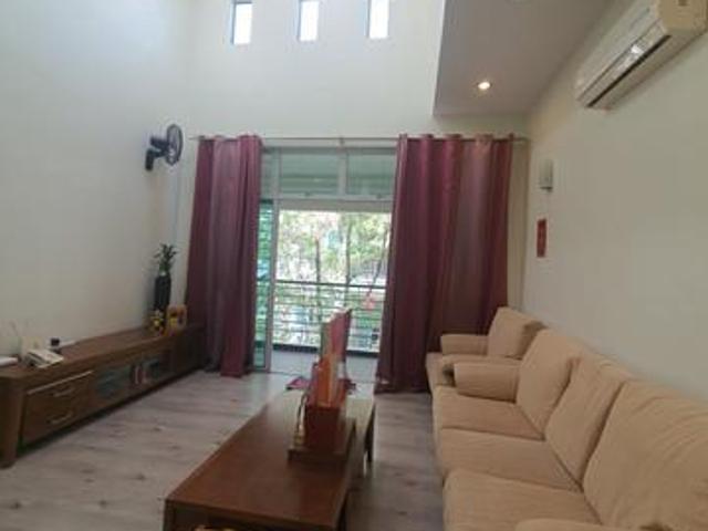 Townhouse for sale in Seri Kembangan, Majlis Bandaraya Subang Jaya