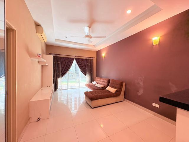 Townhouse for sale in Seri Kembangan, Majlis Bandaraya Subang Jaya