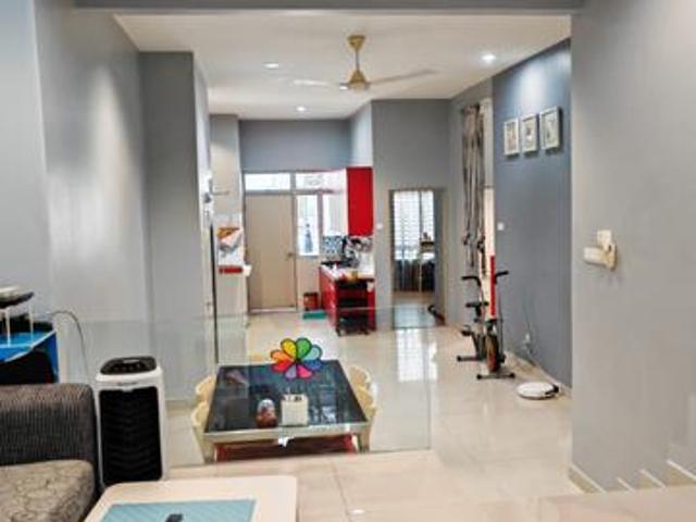 Duplex for sale in Petaling, Subang Jaya