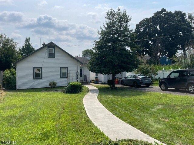 House for sale in Newark, Essex County