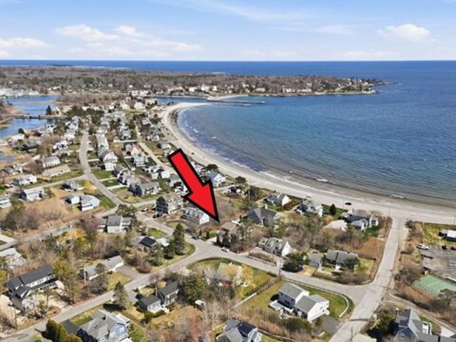House for sale in Kennebunk, Maine