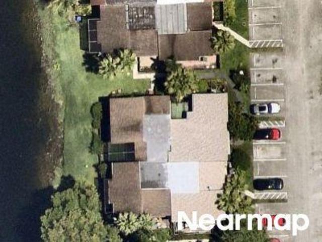 House for sale in Pembroke Pines, Florida
