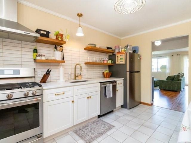Condo for sale in East Sharon, Sharon